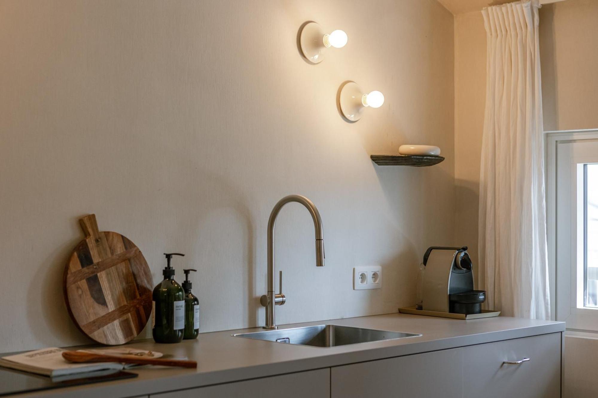 Huswell - Urban Getaway For Two In The Heart Of Antwerp Apartment Exterior photo