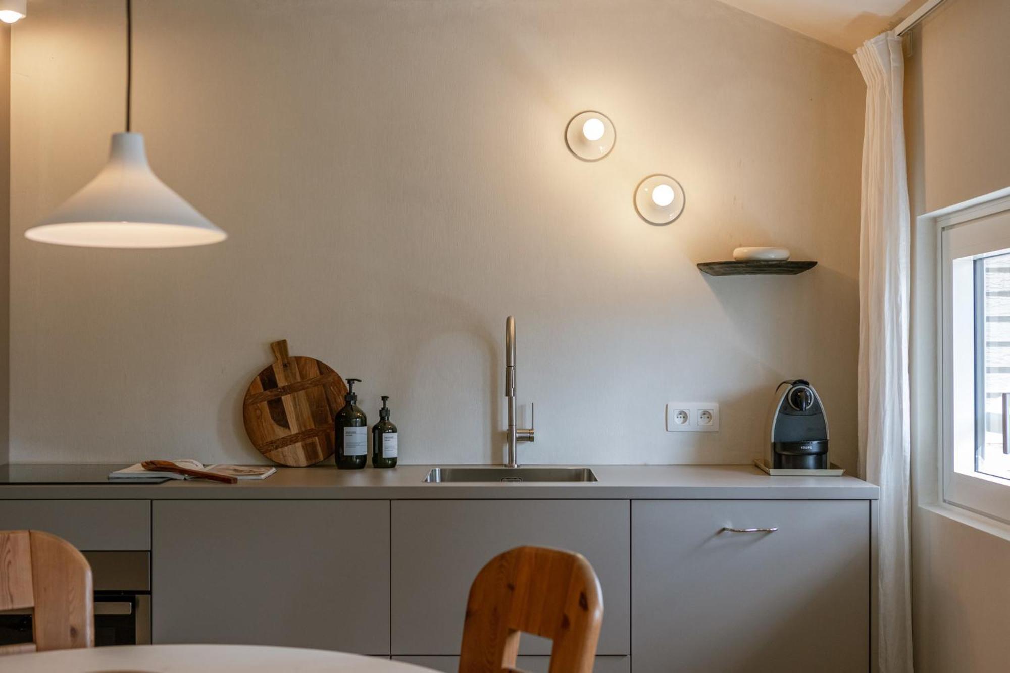 Huswell - Urban Getaway For Two In The Heart Of Antwerp Apartment Exterior photo