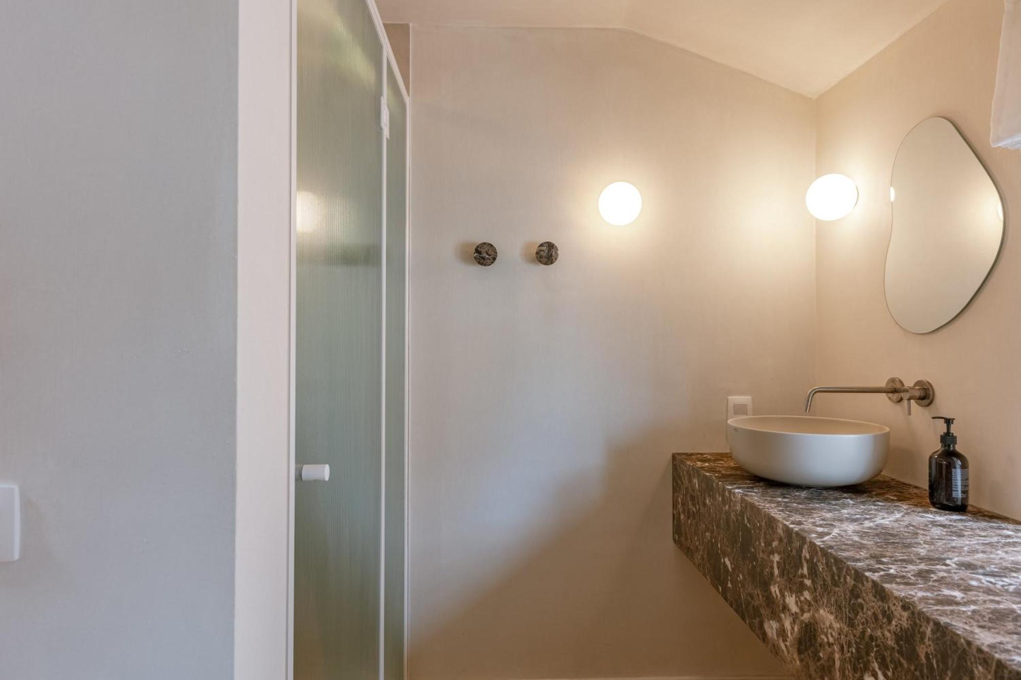 Huswell - Urban Getaway For Two In The Heart Of Antwerp Apartment Exterior photo